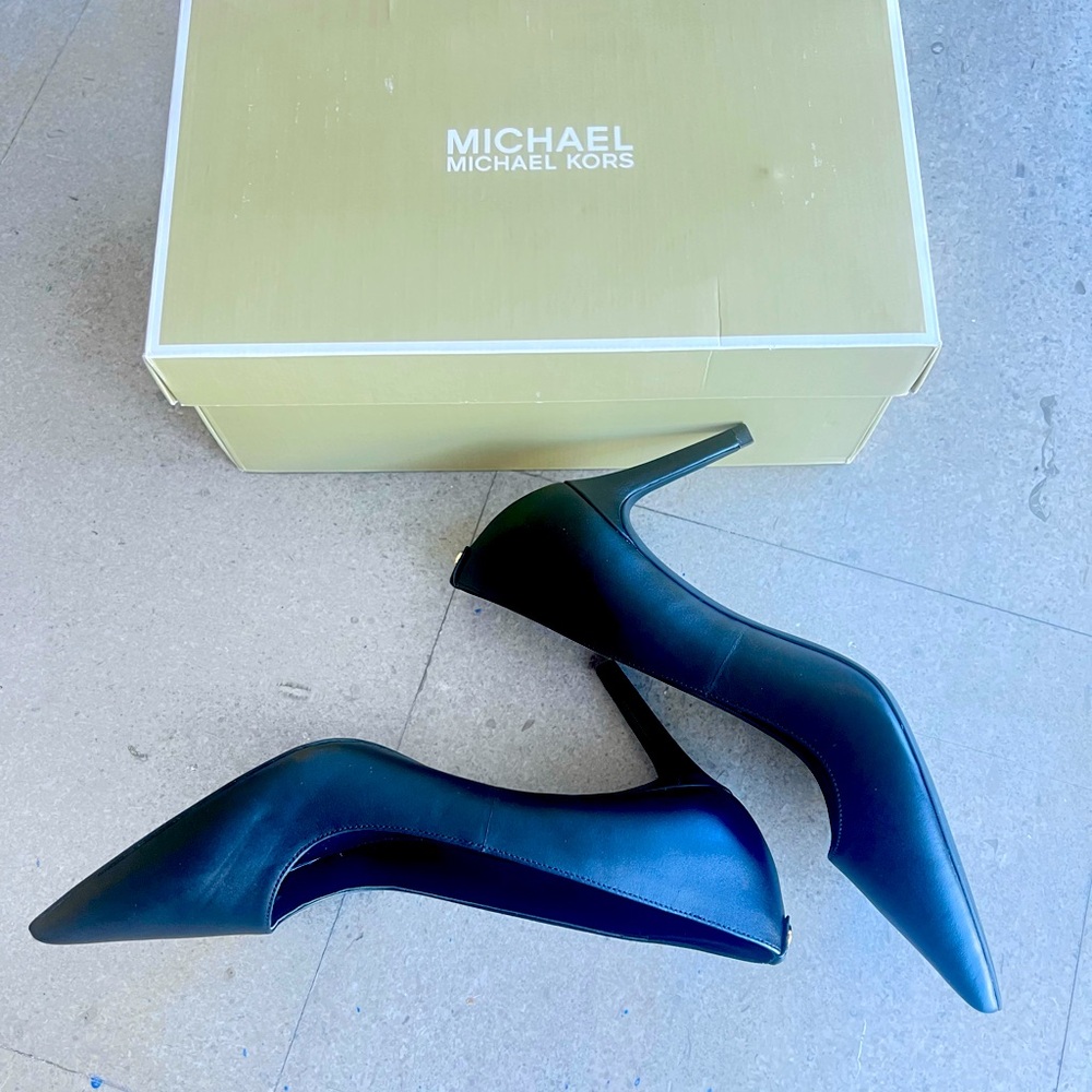 Michael Michael Kors Women's Alina Flex Pumps